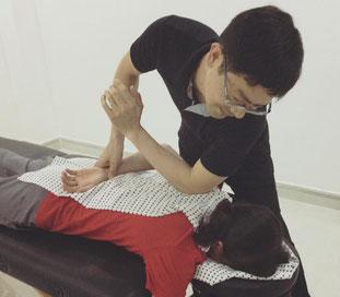 Triggerpoint deep masege therapy at HCMC district