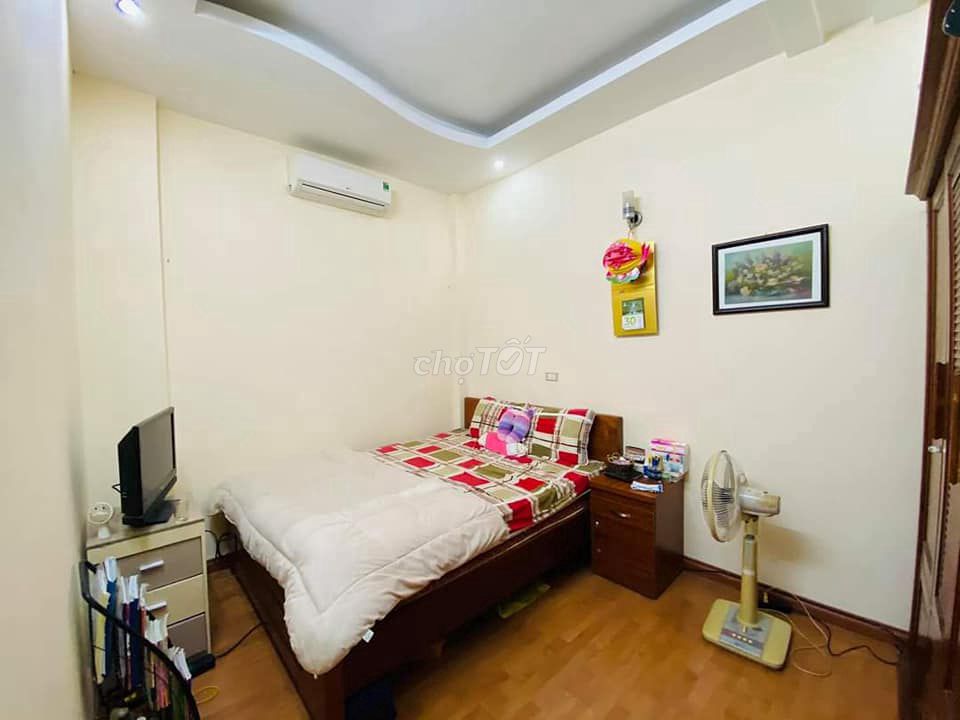 Moving to a 3 bedroom house right in Hau Giang all