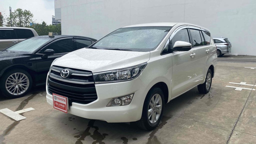 Innova 2.0E 2020 Beautiful White