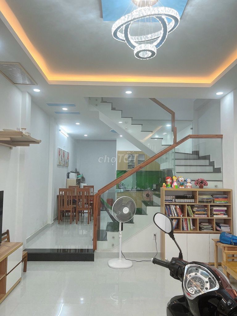 Selling social house 5m Nguyen Bac_Pham Van Hai(CN