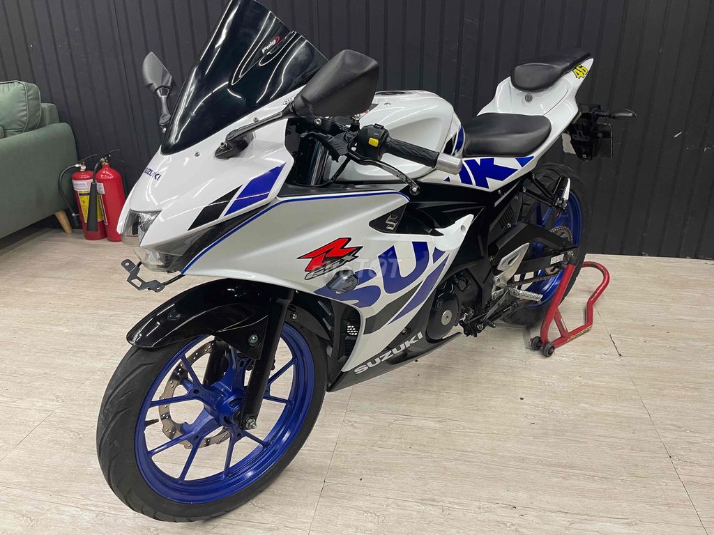 New gsx R150 led