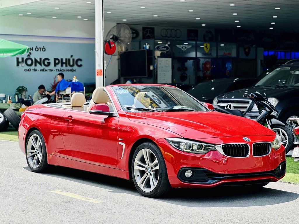 BMW 420i Cabriolet in red model 2018