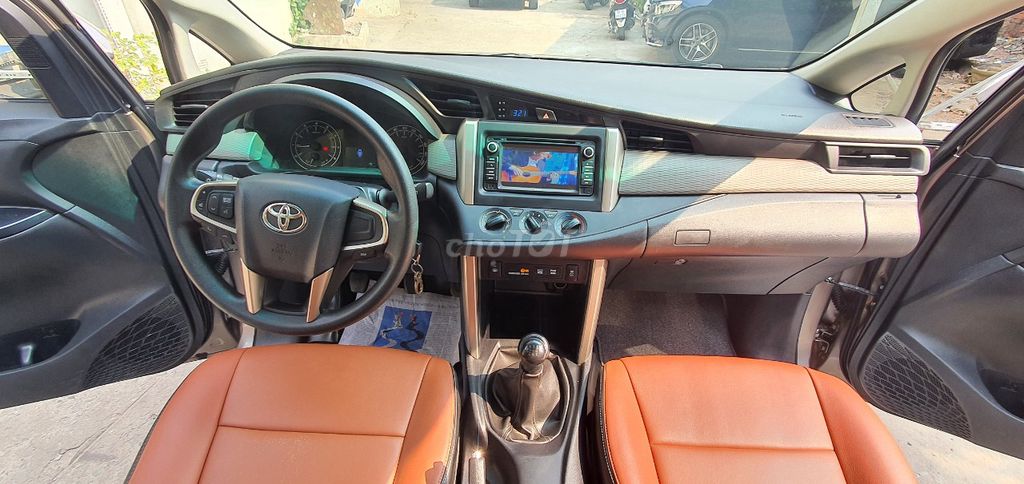 Toyota Innova E đk t12/2018