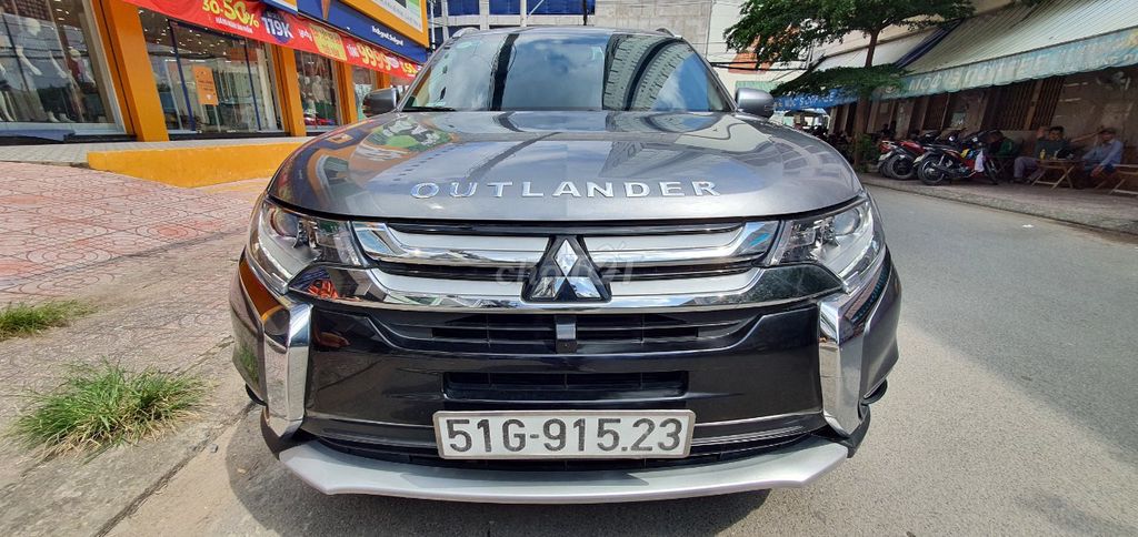 Mitsubishi Outlander 2.0 CTV _SX 2019 is 95% new