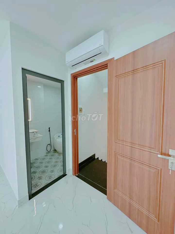 Urgent sale of Huynh Dinh Hai house, Ward 14, Binh