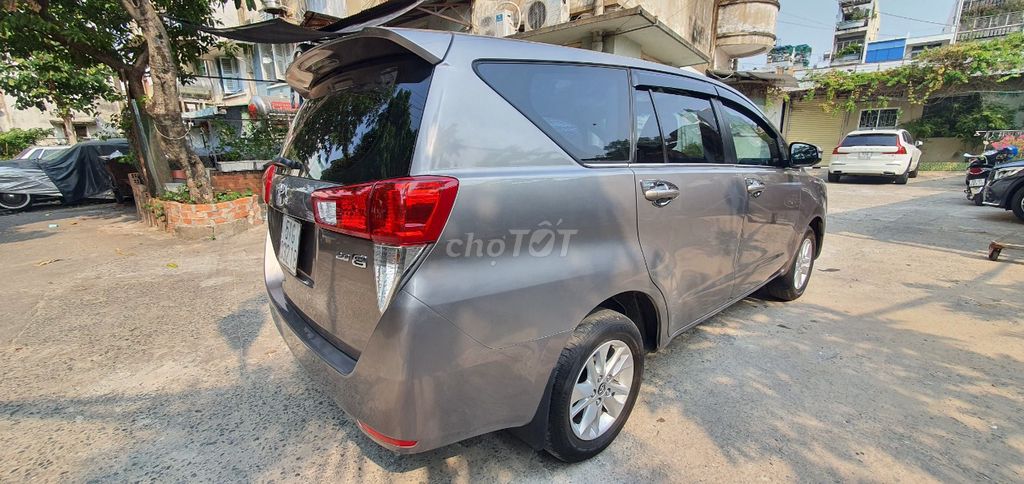 Toyota Innova E đk t12/2018